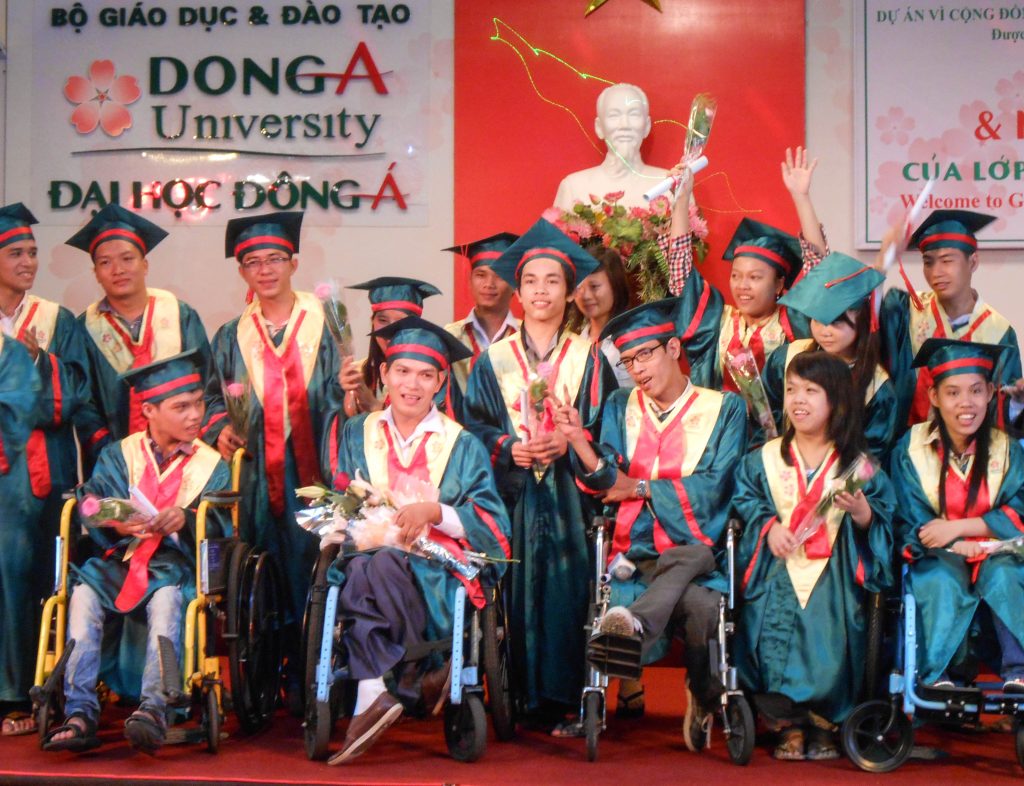 Thiết kế website Hà Nội — SEO — Dong A University IT Program for Students with Disabilities